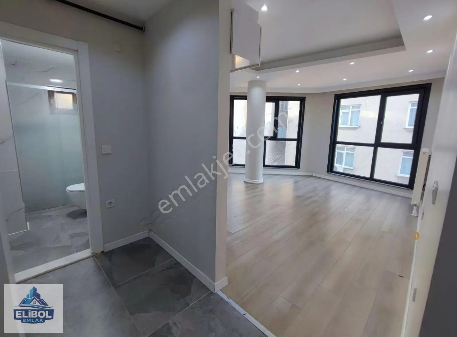 Merkezi Konumda 2 Yıllık 1+1 Ara Kat Kiralık Daire - Görsel 3