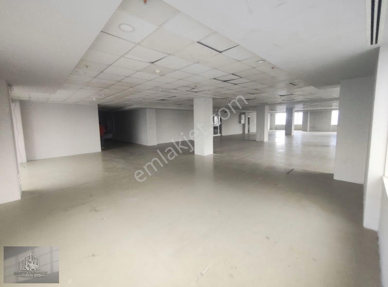 Enes Malik Toraman'dan 1000 M2 Prestijli Kiralık Plaza Katları - Görsel 26