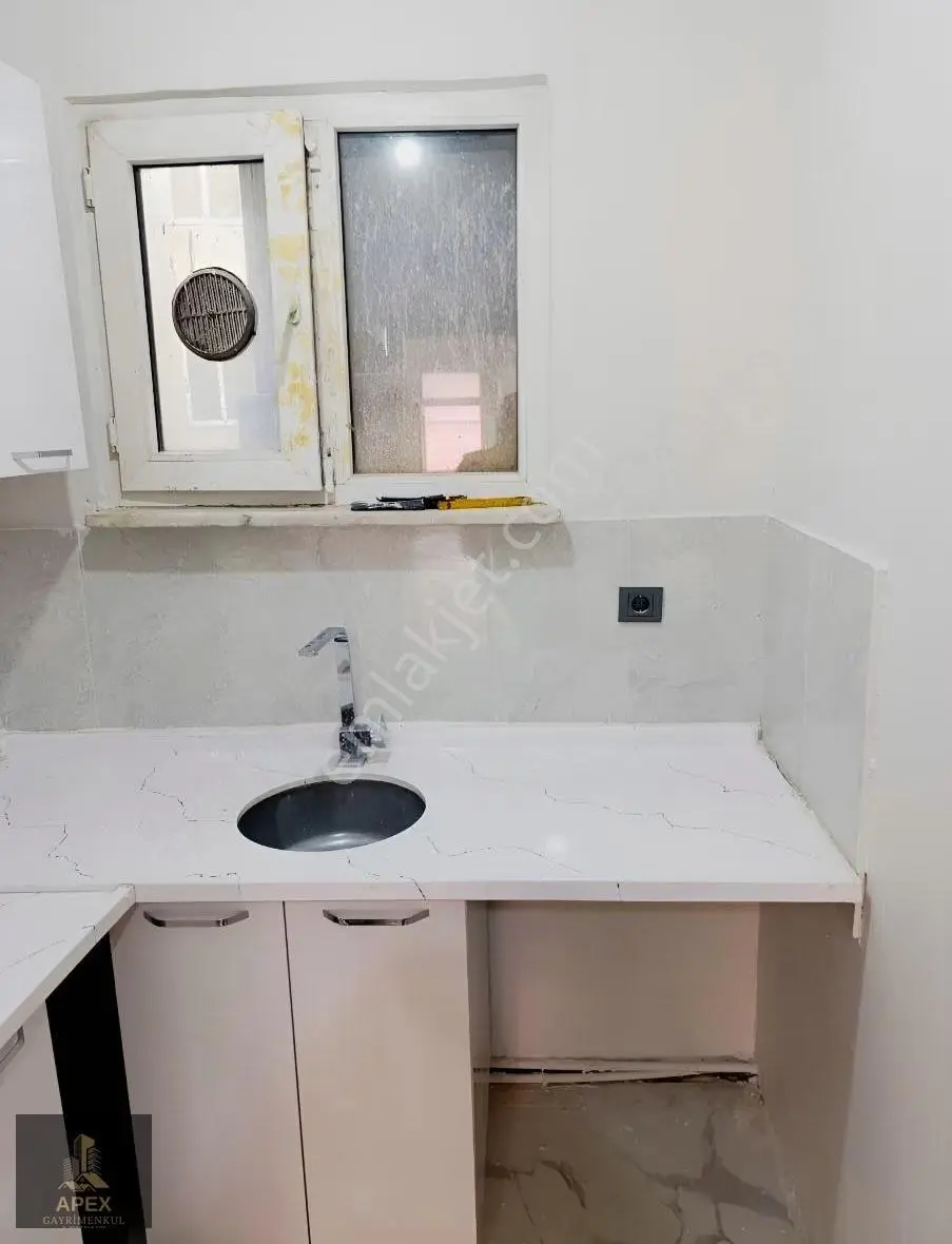 2+1 Kiralık Daire 4. Levent Metro'ya 3 Dakika Komple Sıfırlandı - Görsel 2