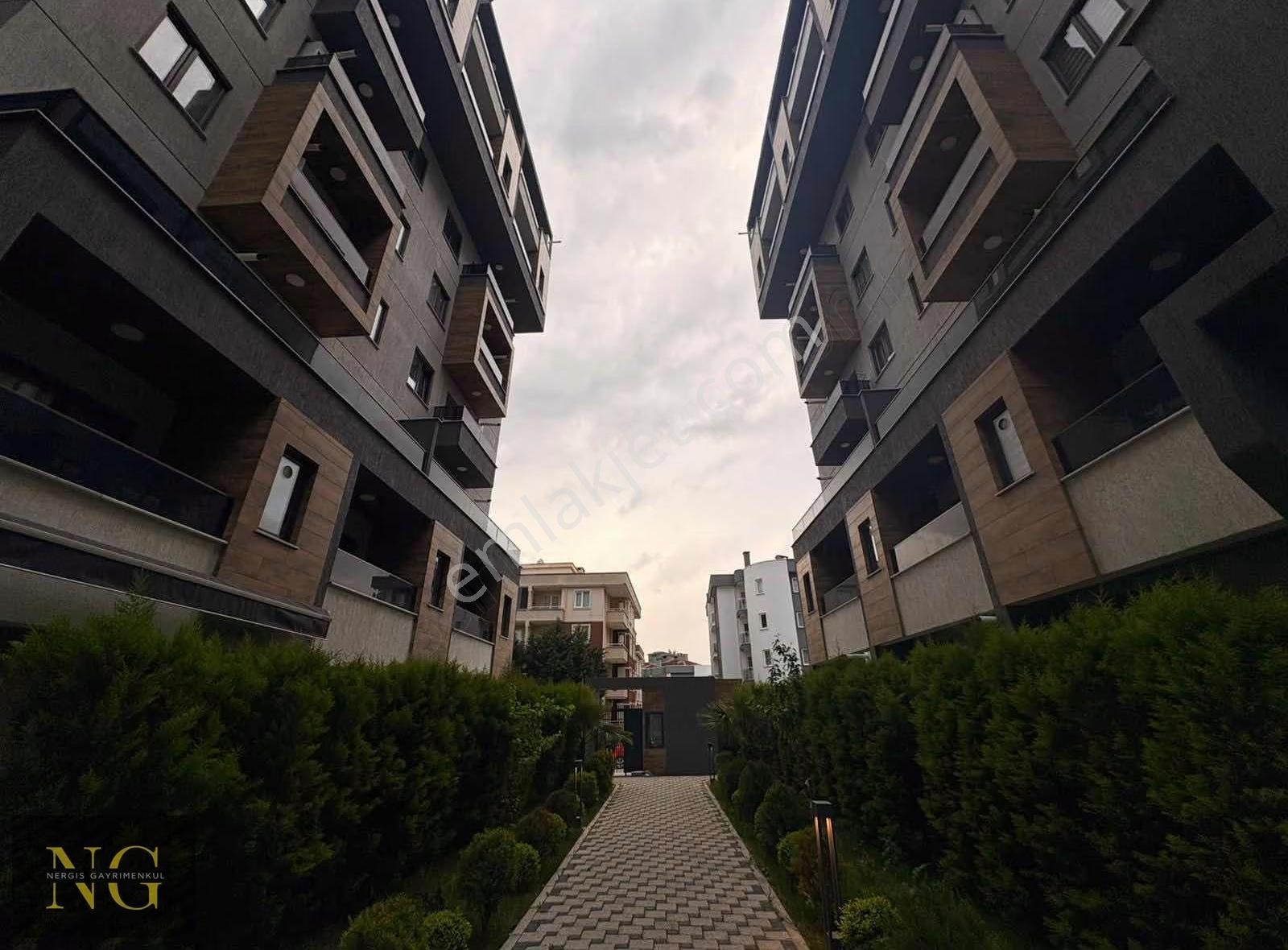 Nergisden Satılık Yüksek Kira Getirili Site İçi 2+1 Daire - Görsel 16