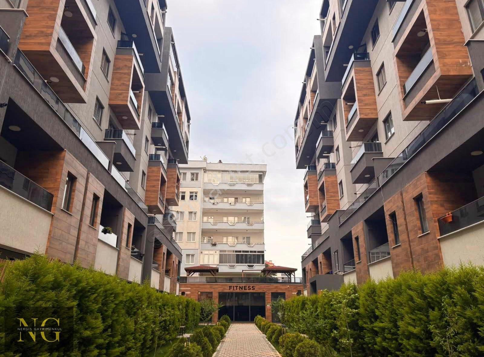 Nergisden Satılık Yüksek Kira Getirili Site İçi 2+1 Daire - Görsel 8