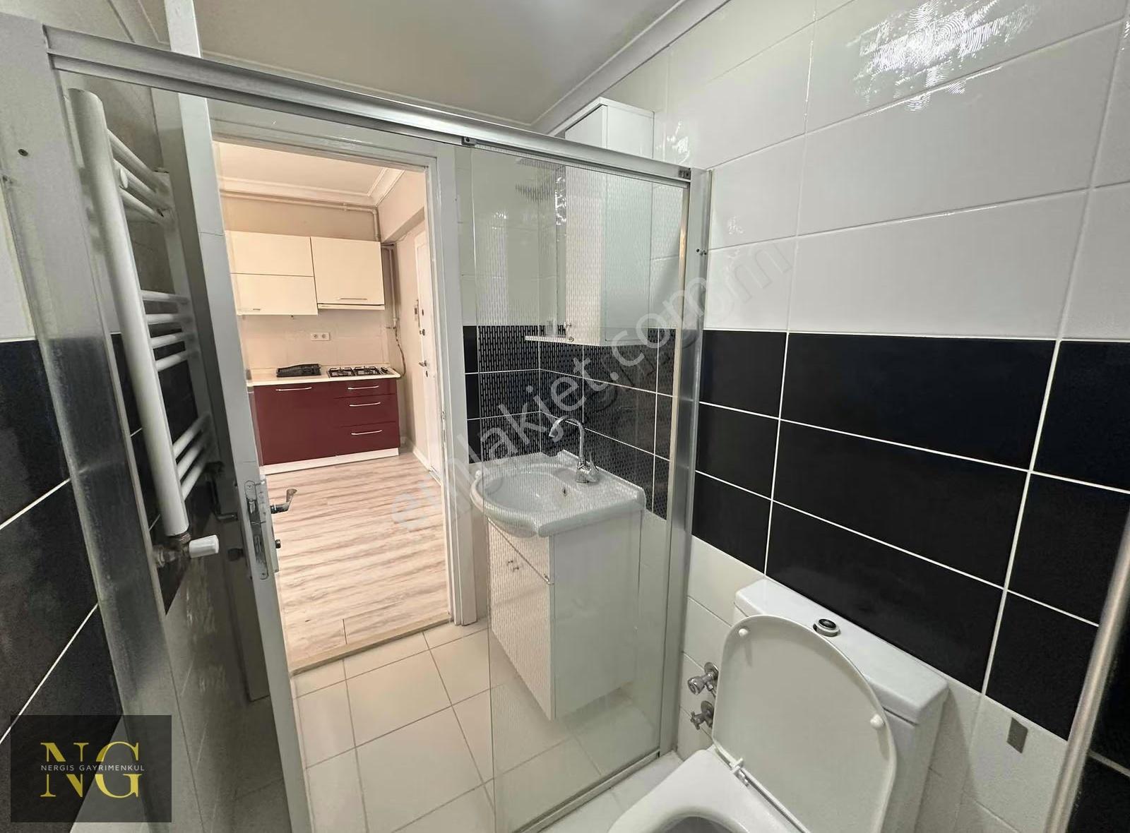 Nergisden Satılık Site İçi Full Eşyalı 1+1 Tasarım Daire - Görsel 2