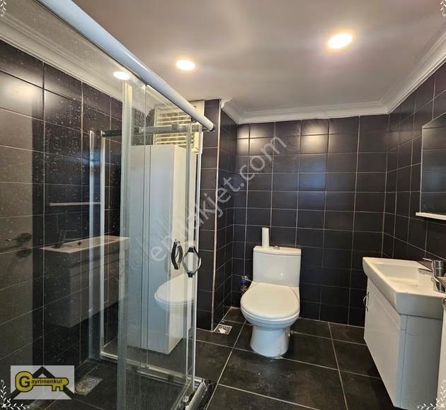 Beylikdüzü Yakuplu Mh. Kaytmakamlık Karşısı Eşyalı 2+1 Ofis - Görsel 32