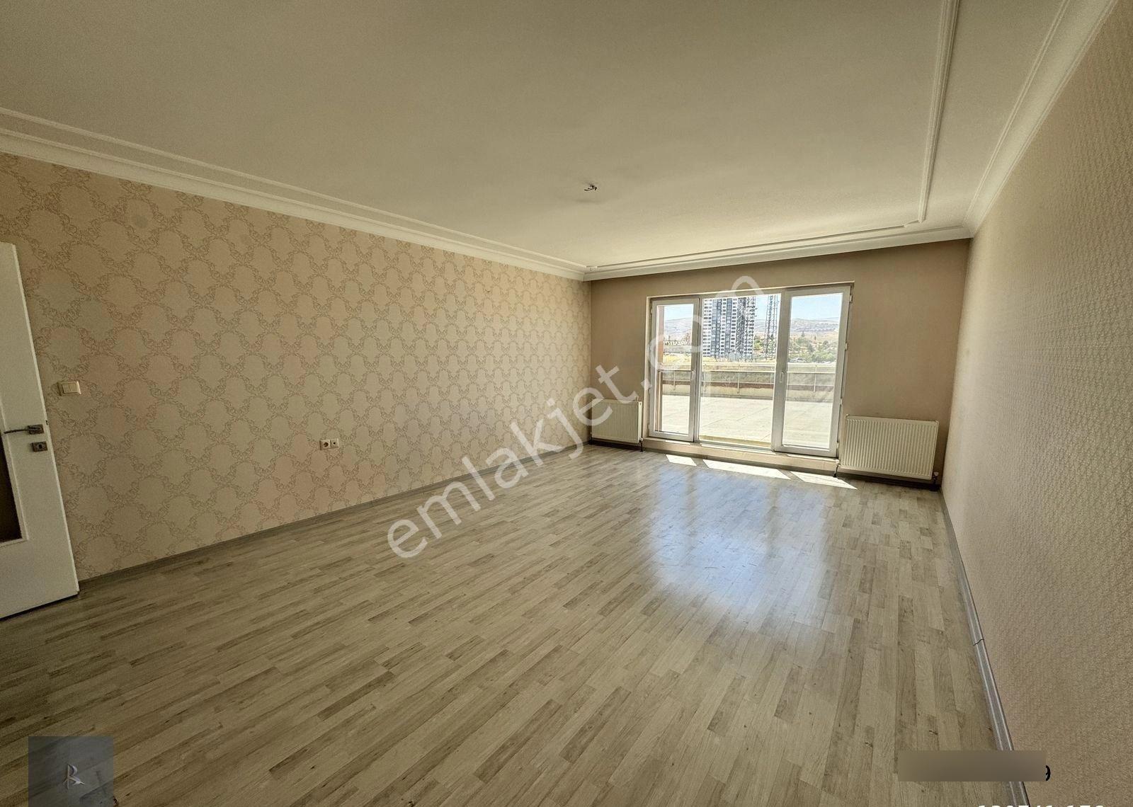 Bade Emlak İnşaattan Mamak Yeşilbayır Koşuyolunda 3+1 Lüks Daire - Görsel 34