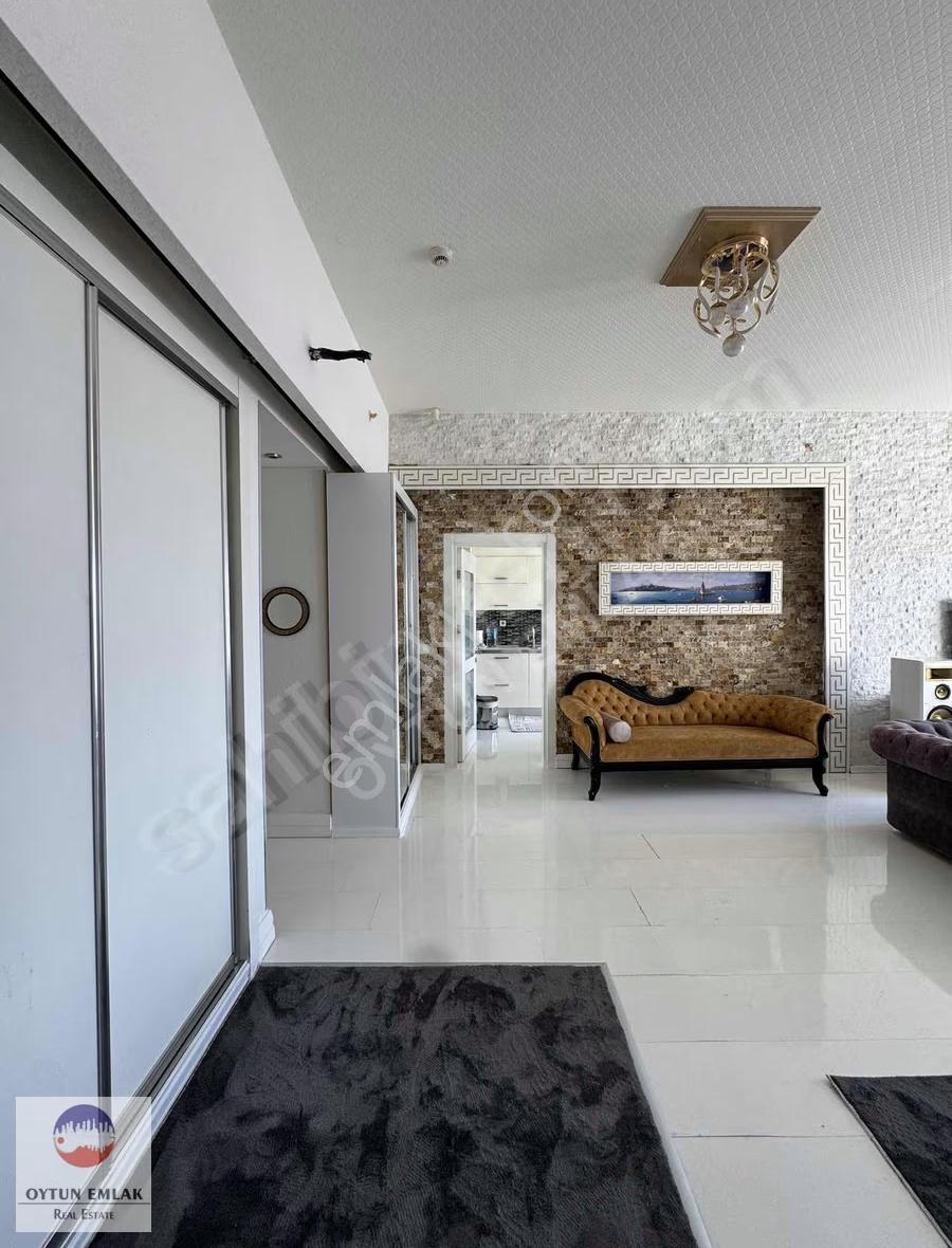 İstanbul Sarayları Göl Manzaralı Full Eşyalı 2+1 Kiralık Daire - Görsel 5