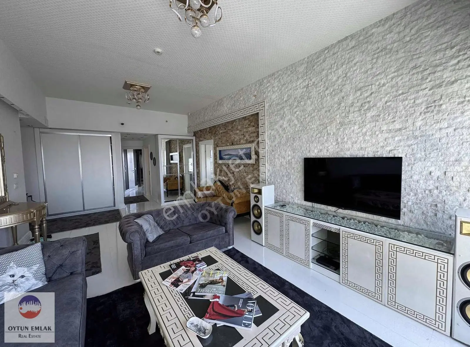 İstanbul Sarayları Göl Manzaralı Full Eşyalı 2+1 Kiralık Daire - Görsel 2