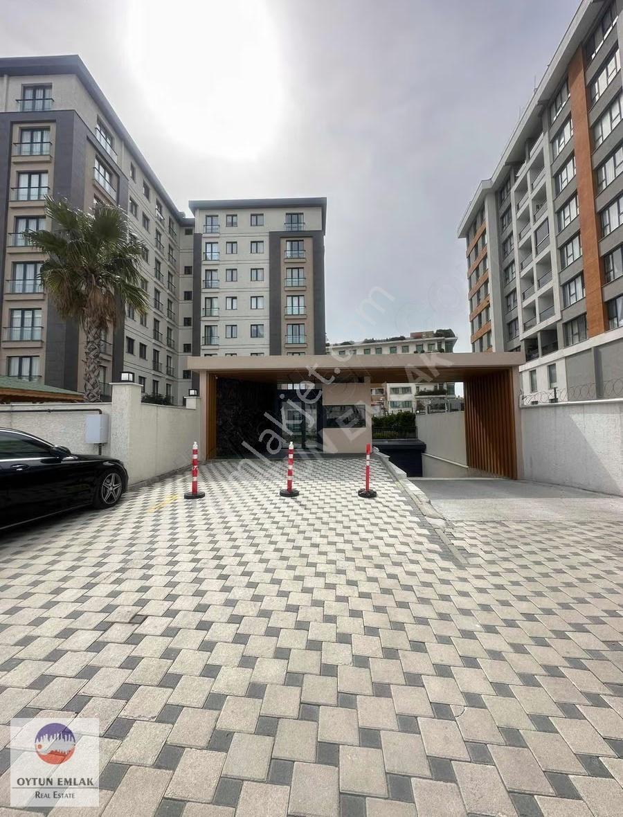 Avcılar Üniversite Mah. Anka Sitesi Satılık 3+1 Daire 154 M² - Görsel 15
