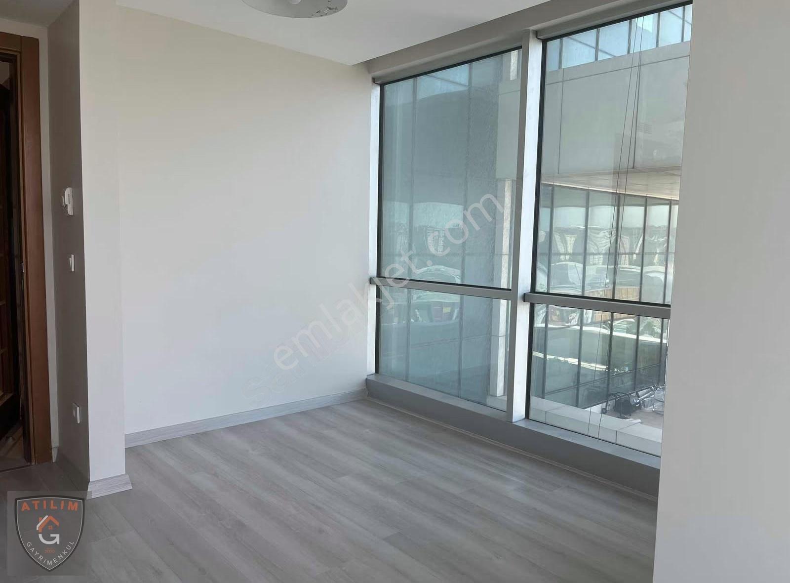 Skyport Residence'da E5 Cepheli Çok Bakımlı 128m2 2+1 Köşe Ofis - Görsel 8