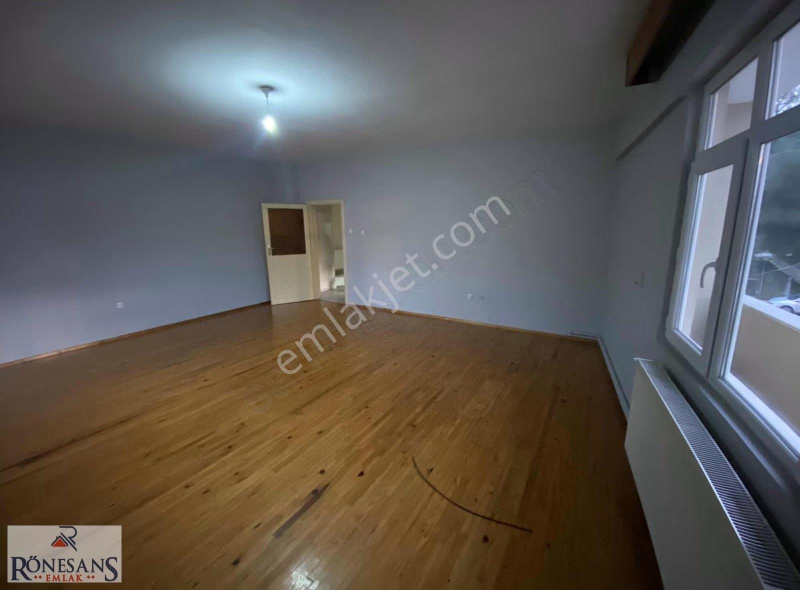 Rönesans Emlaktan Geniş 2+1 Kiralık Daire - Görsel 3