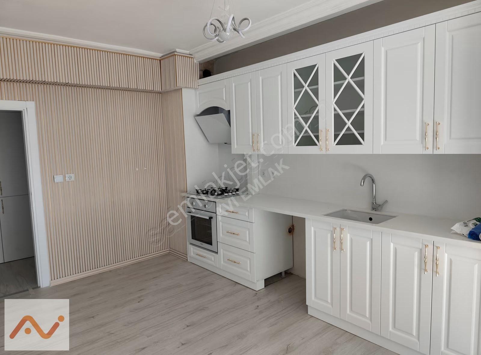 Şehir Merkezinde Site İçerisinde 3+1 160m2 Satılık Daire - Görsel 17
