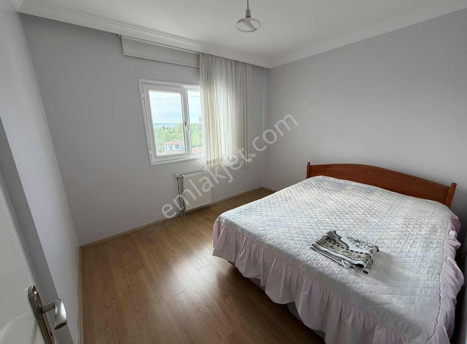 Korucuk Merkez Eşyalı Kiralık 3+1 Tertemiz Daire - Görsel 10