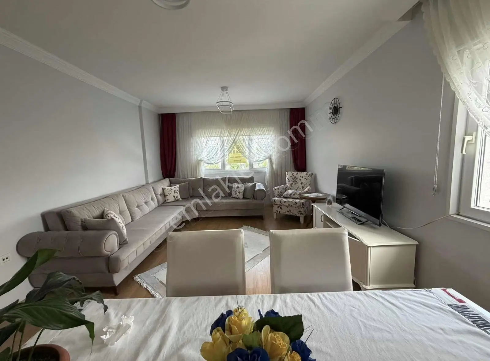 Korucuk Merkez Eşyalı Kiralık 3+1 Tertemiz Daire - Görsel 4
