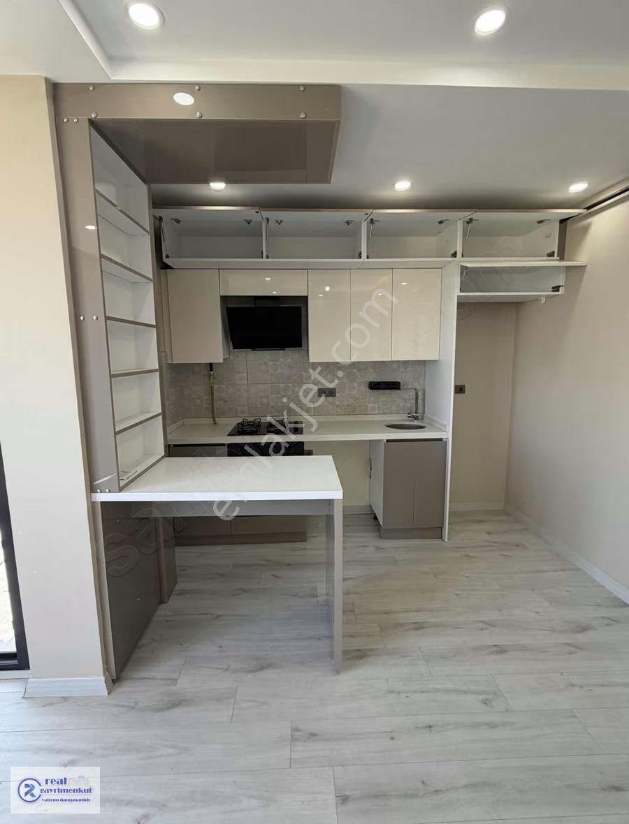 Havuzlu Site İçerisinde 1+1 Kiralık Daire - Görsel 3