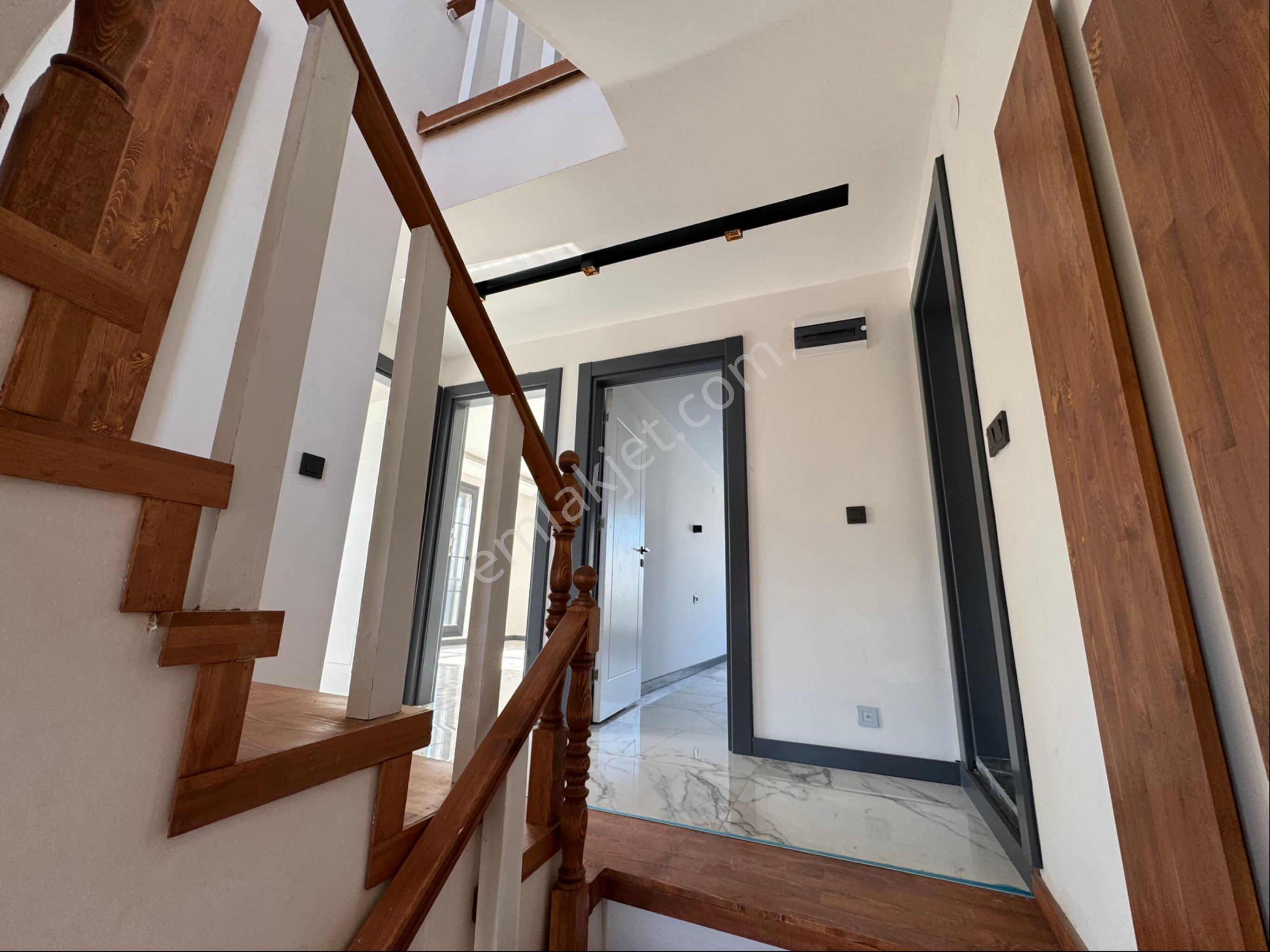 İzmir Seferihisar Da Satılık 3+1 350 M2 İçinde Havuzlu Tek Müstakil Villa - Görsel 26