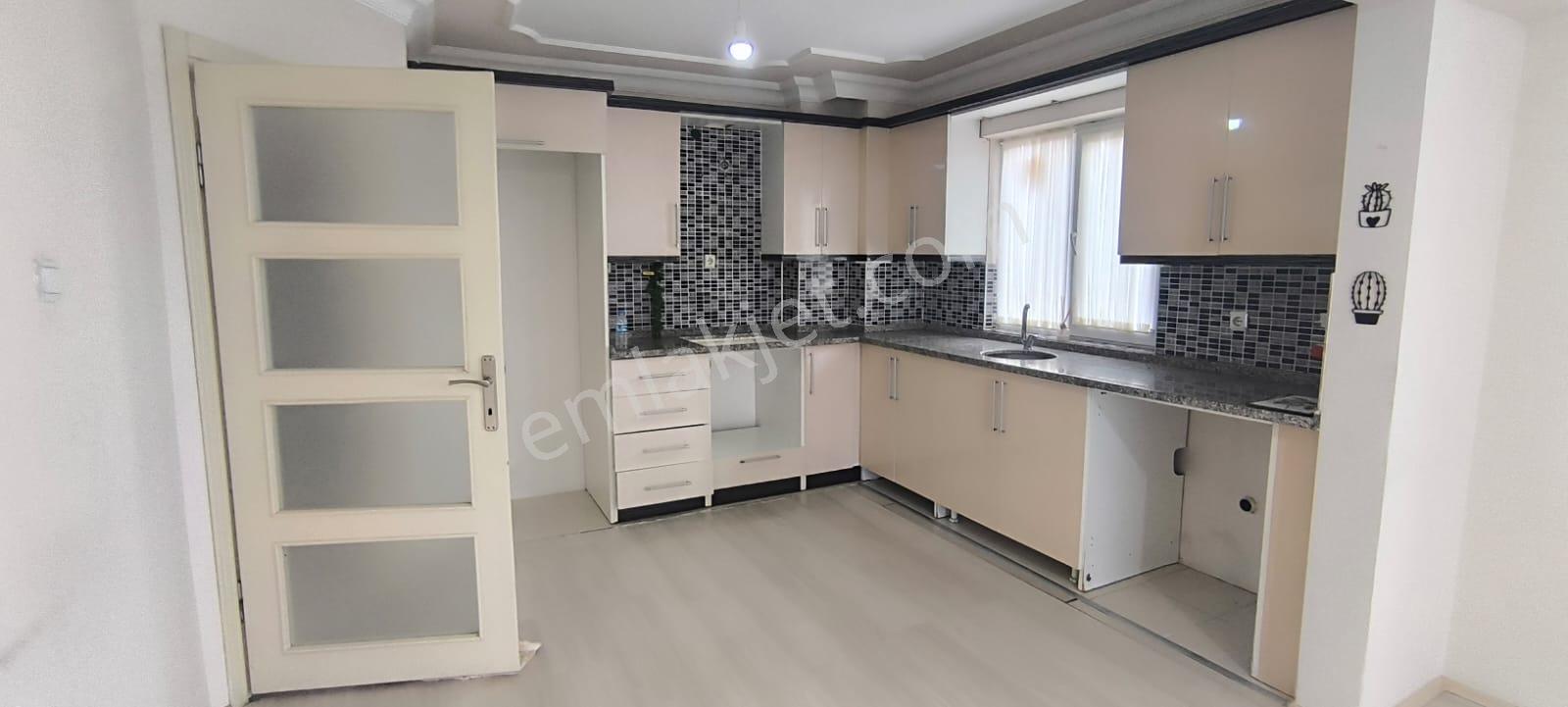 Edis Emlak Birol Acar"dan Mevlanada Site İçi 160 M2 Kiralık 4+1 - Görsel 12