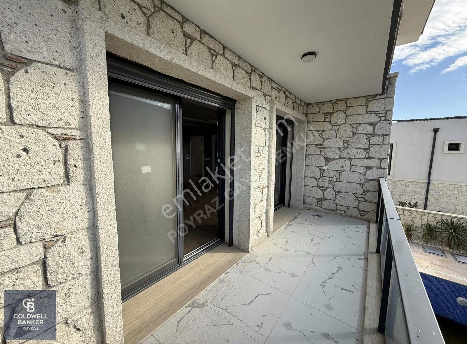 Çeşme Ovacıkta Tam Müstakil 6+2 Satılık Villa - Görsel 9