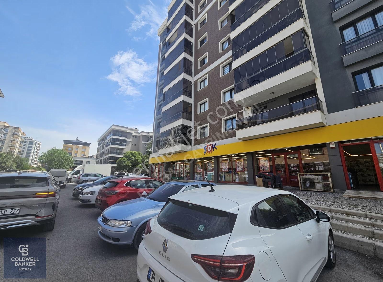 Buca Yenigün'de Havuzlu Sitede Lüks 3+1 Daire - Ara Kat - Görsel 4