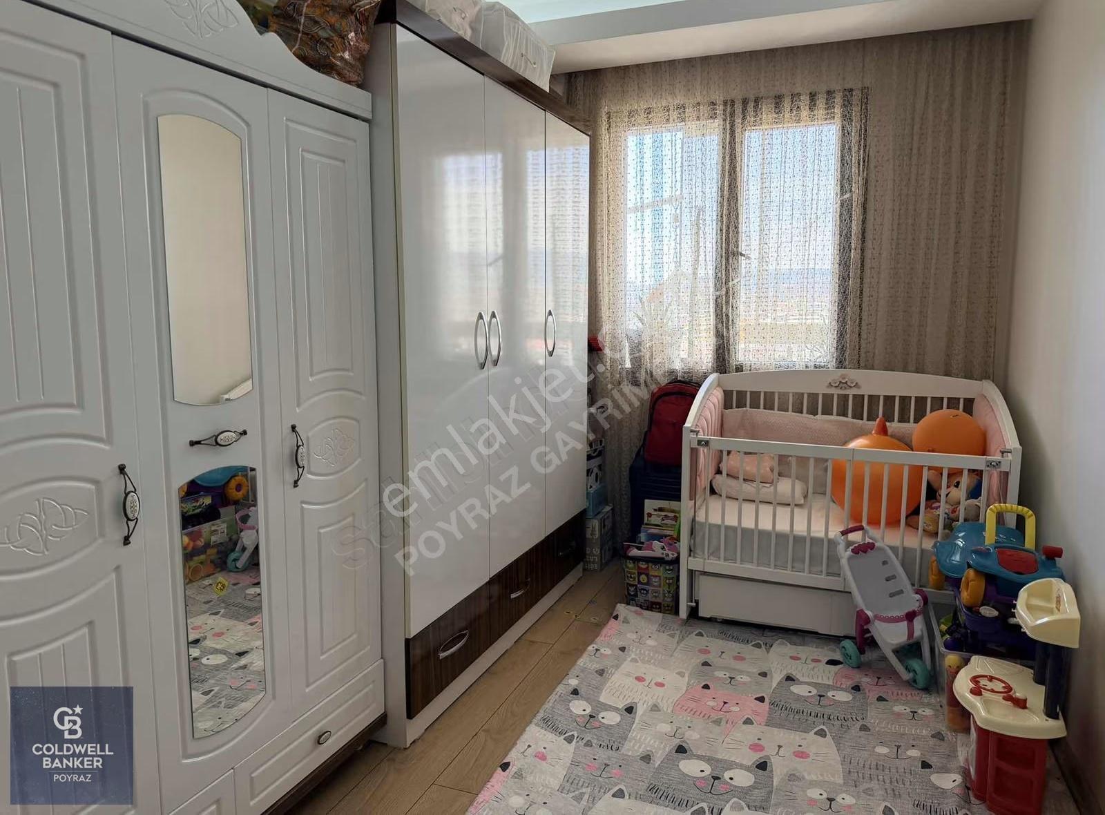 Buca Yenigün'de Havuzlu Sitede Lüks 3+1 Daire - Ara Kat - Görsel 22