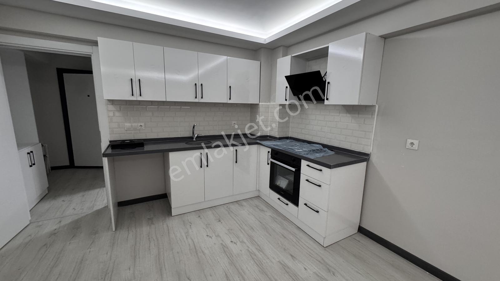 Redstone'dan Muhittin Ottoman Sitesinde Arakat 1+1 Kiralık Daire - Görsel 11