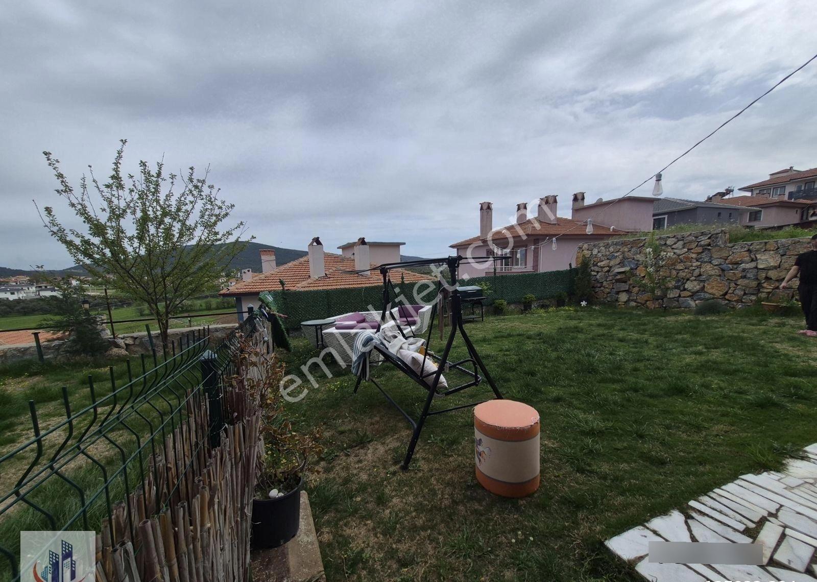 Akçaova Merkezde Ormana Sıfır Villa - Görsel 5