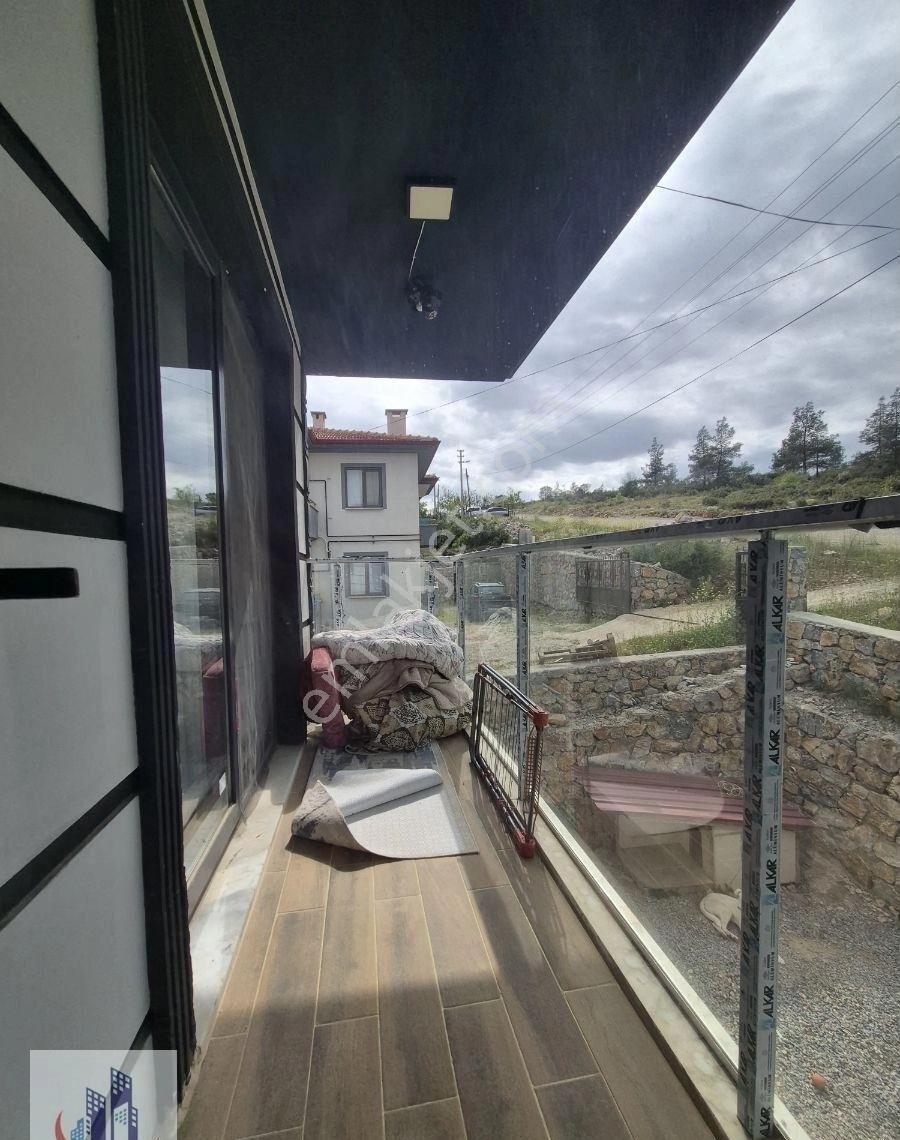 Akçaova Merkezde Ormana Sıfır Villa - Görsel 24