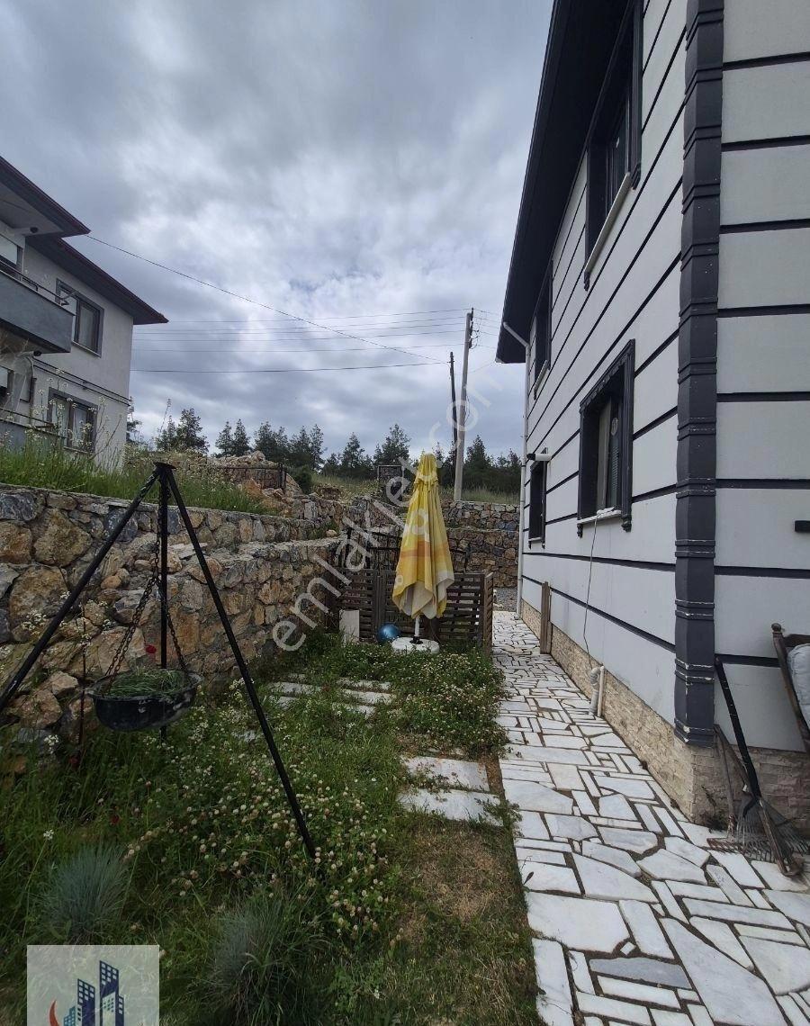 Akçaova Merkezde Ormana Sıfır Villa - Görsel 8