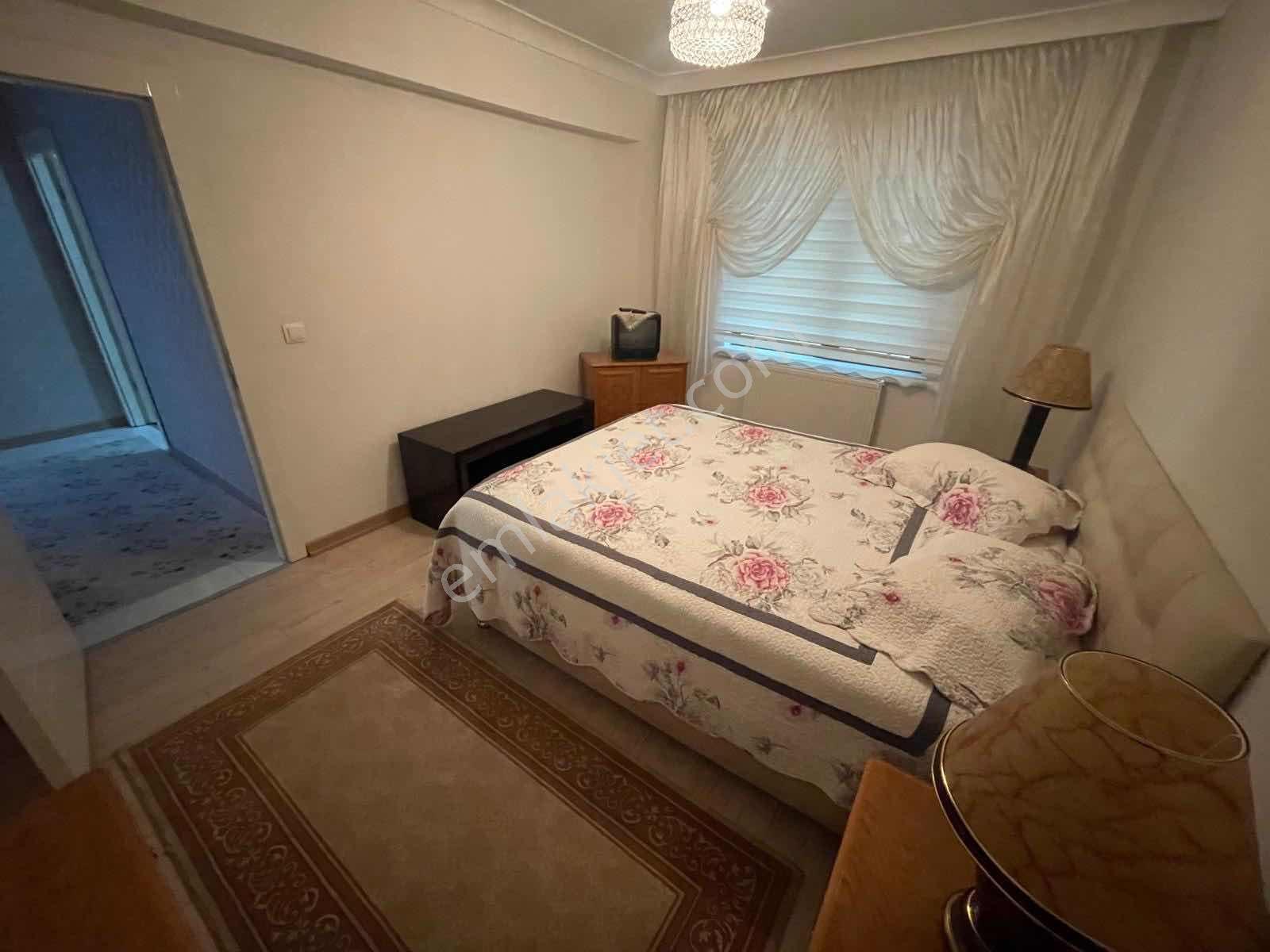 Kılıçsoy'dan Çambaşı Caddesi Üzeri 4+1 Eşyalı Kiralık Daire - Görsel 15