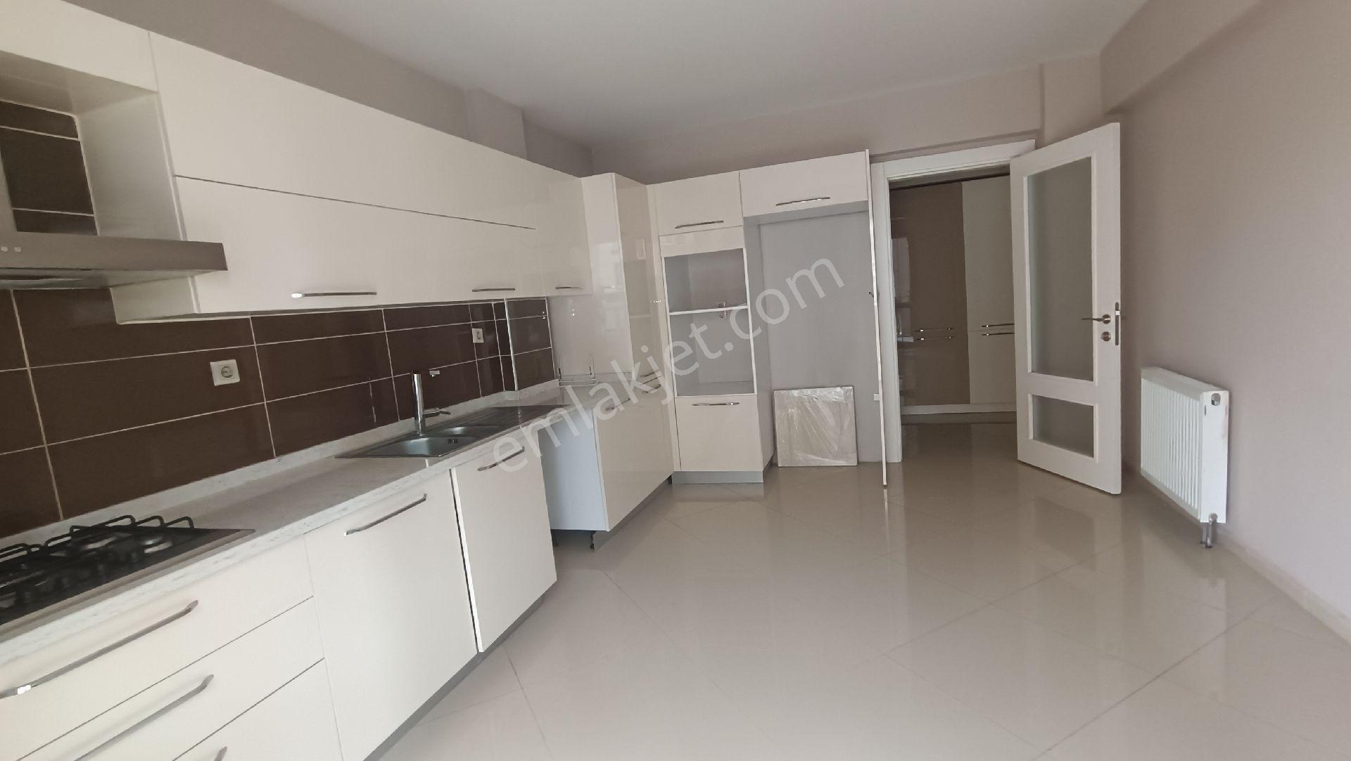 Rt Safir'den 23 Nisanda 4+1 Geniş Ferah Kiralık Daire - Görsel 8