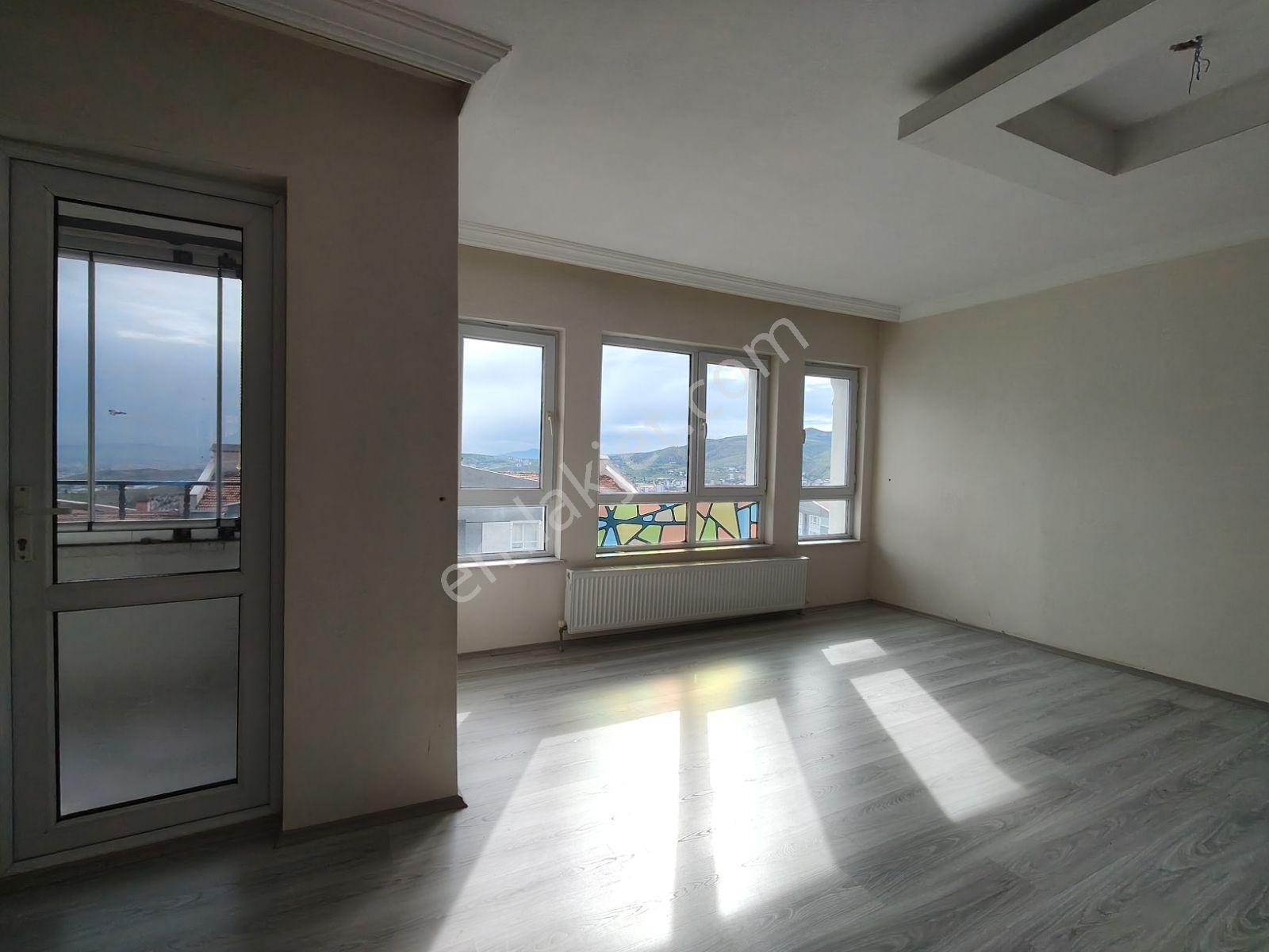 Yakacık, Kırandağı Sitesinde, 3+1, Site İçinde,kiralık - Görsel 2