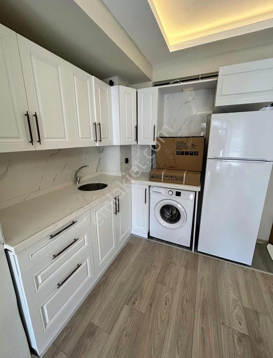 İstenç Yapıdan Bulvara İki Sokak Mesafede Kiralık 1+1 - Görsel 5