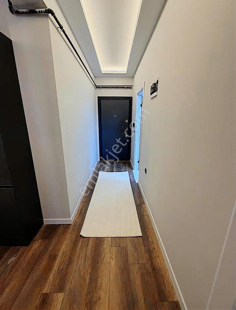 Çok Lüks Özel Mimari Çalışmayla Eşyalandırılmış İskanlı 1+1 - Görsel 16