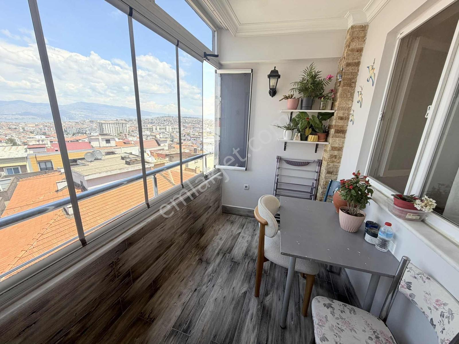 Gülyaka Mah. 16 Senelik Otoparklı Manzaralı 3+1 Lüx Daire - Görsel 31