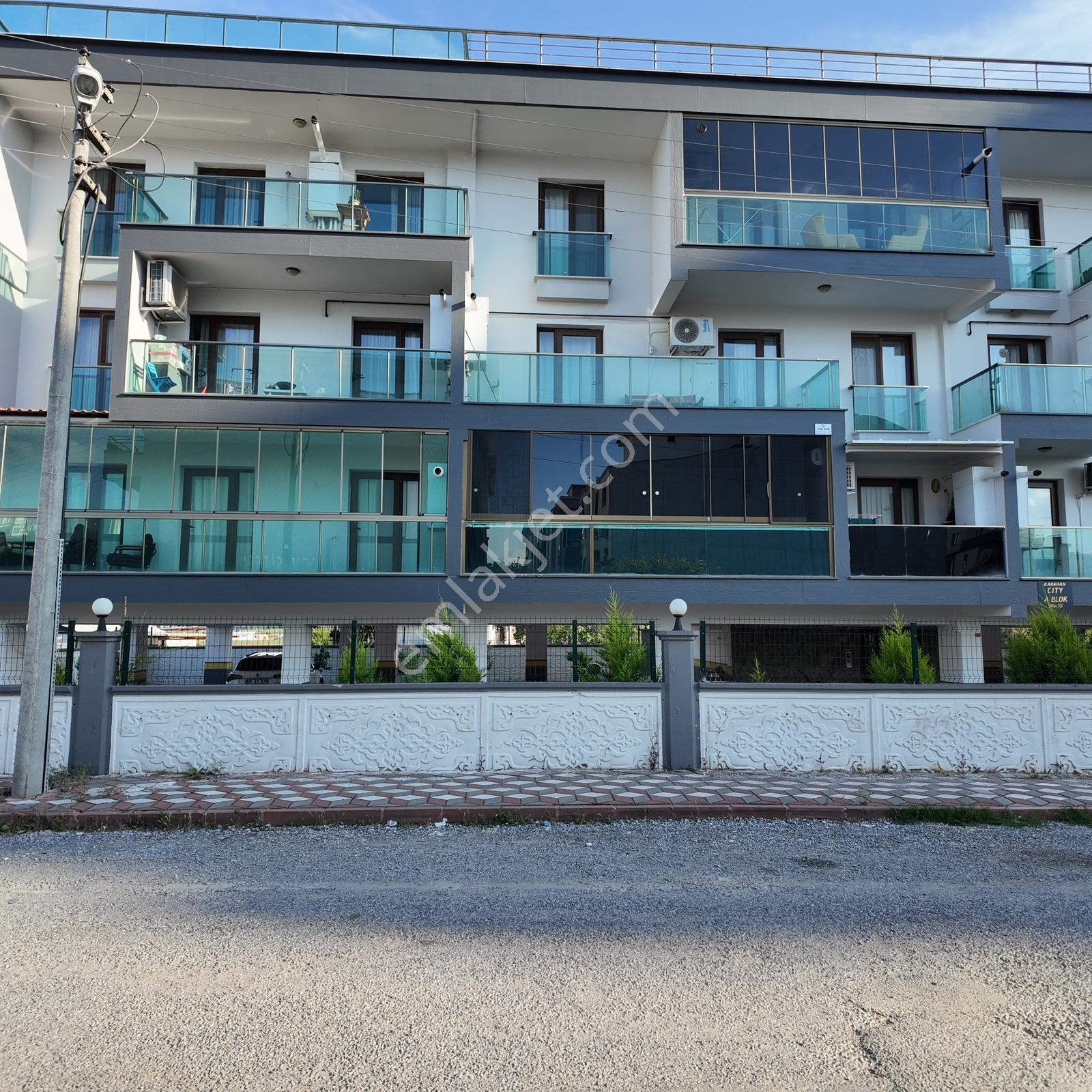 Hürriyet Mahallesi 3 Katlı Karahan City Sitesinde 210 M2 Dubleks - Görsel 6