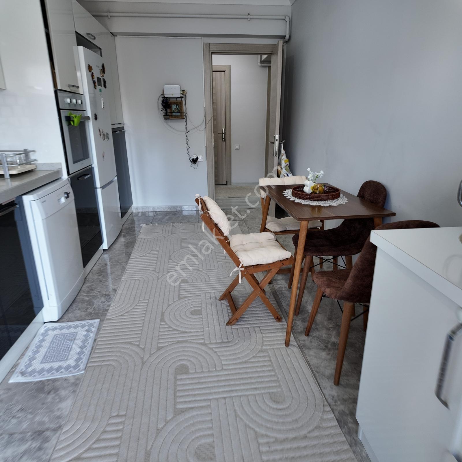 Hürriyet Mahallesi 3 Katlı Karahan City Sitesinde 210 M2 Dubleks - Görsel 10