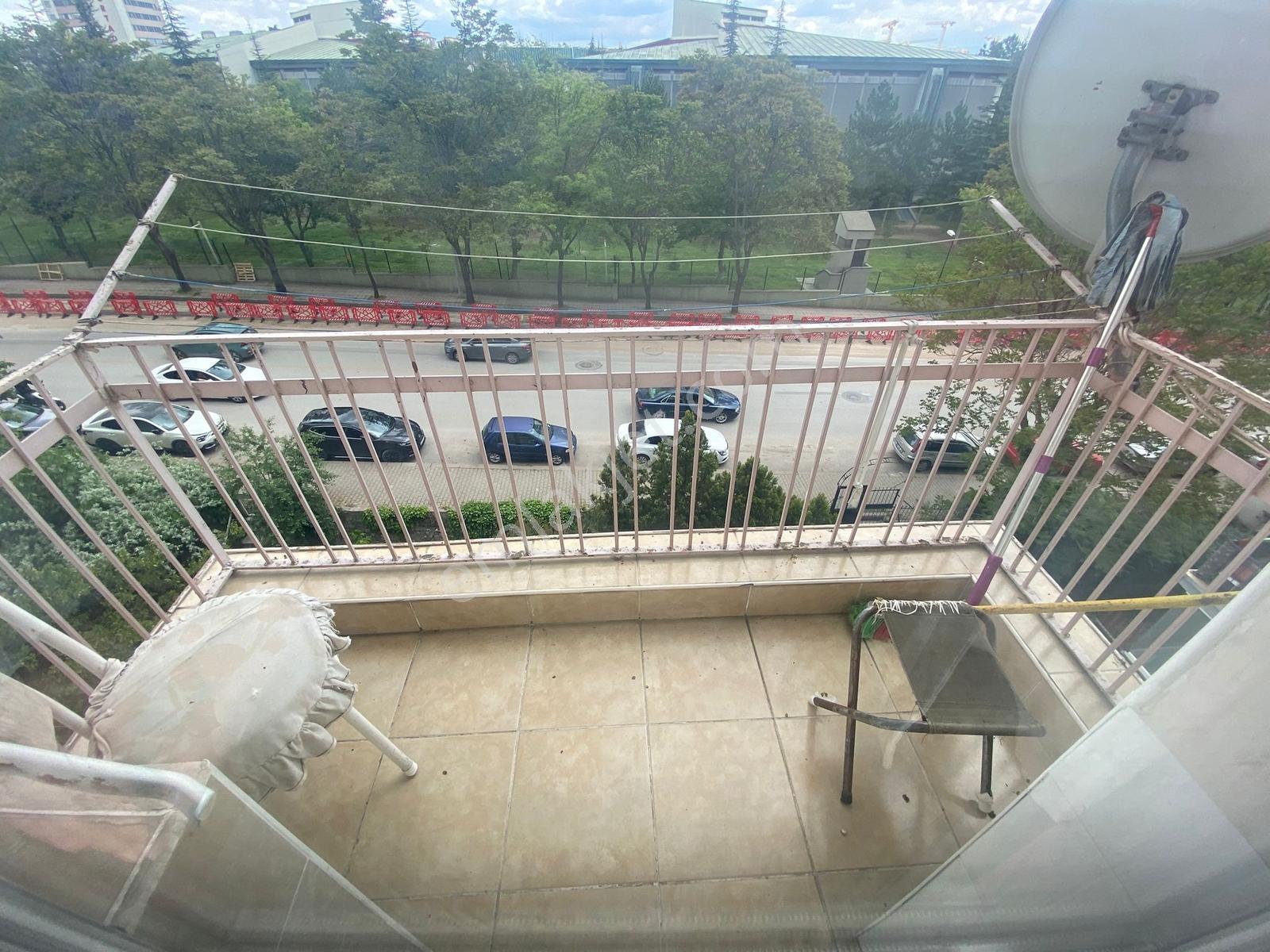 Demetevlerde 3+1 5 Nci Kat Asansörlü Eşyalı Kiralık Daire - Görsel 7