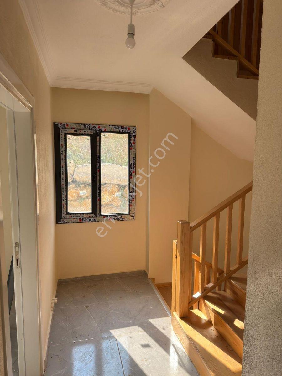 Avcı Emlak Tan Çamlıyaylada Kaçırılmayacak Satılık Lüx Villa - Görsel 10
