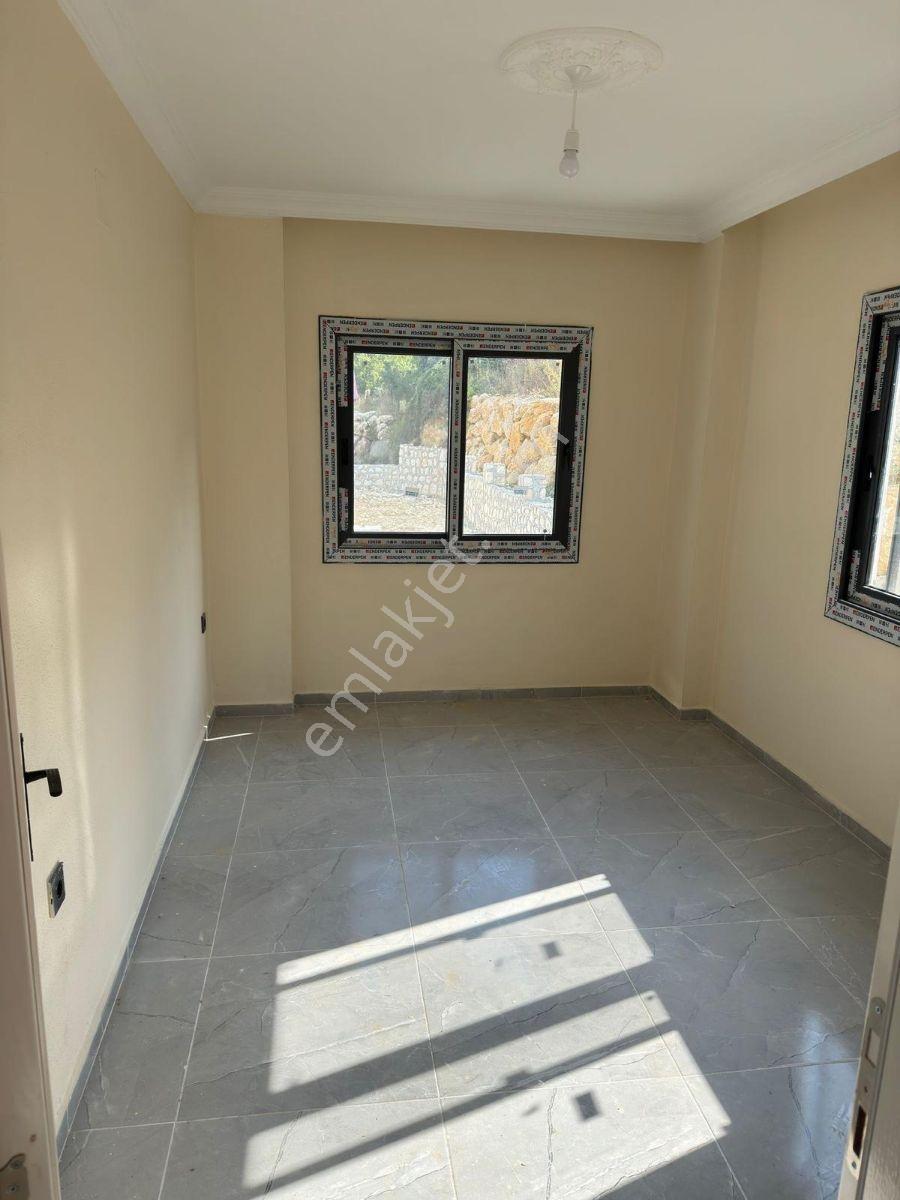 Avcı Emlak Tan Çamlıyaylada Kaçırılmayacak Satılık Lüx Villa - Görsel 11