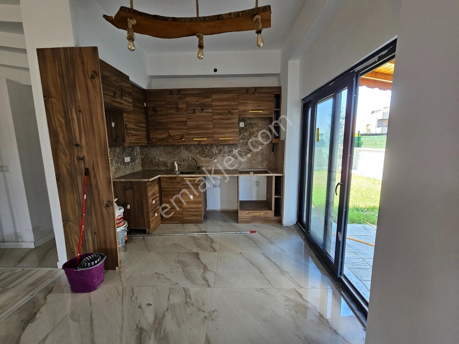 Deniz'den 210 M2 Arsa İçinde4+1 Müstakil Parsel Satılık Villa - Görsel 6