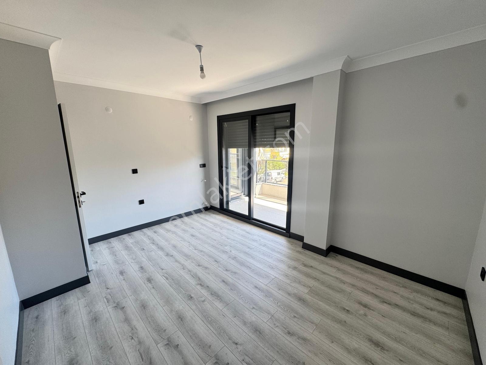 Kerim'den Küçükkuyu'da Müstakil Bahçeli Lüx 3+1 Satılık Villa - Görsel 20