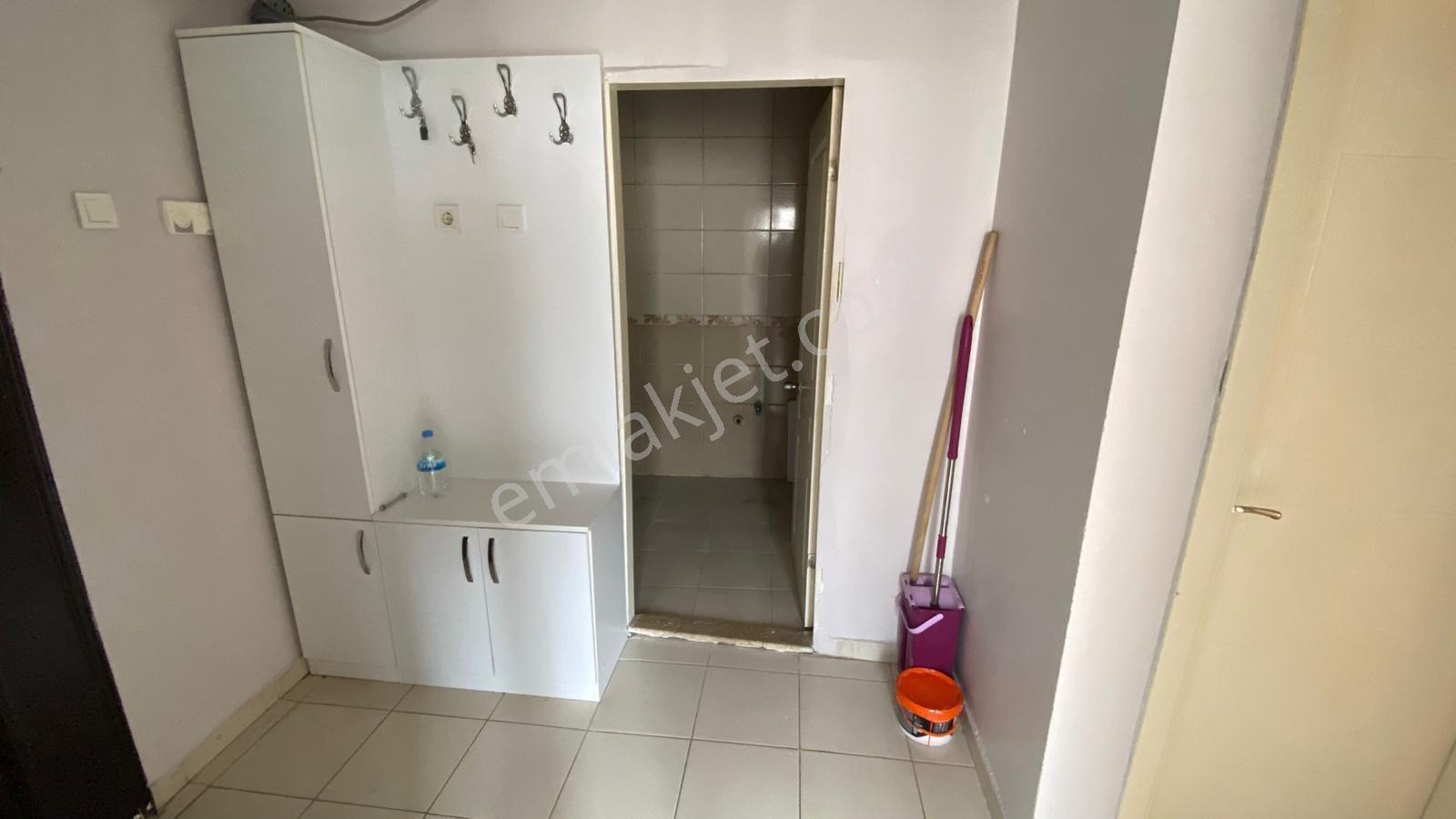 Afyon Özsu Emlak'tan Gazlıgöl Cd. Satılık 2+1 Daire - Görsel 12