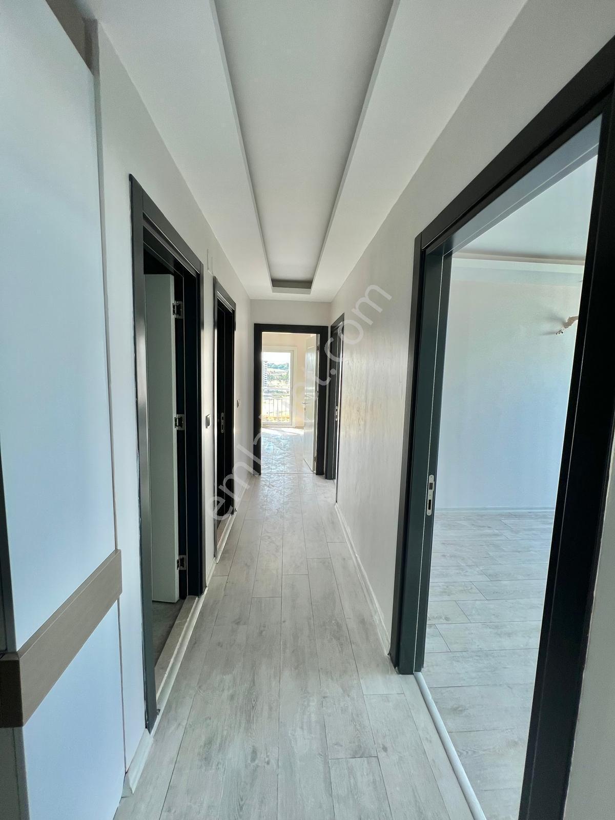 Çarkıpare Mahallesinde Havuzlu Site İçerisinde 3+1 Kapalı Mutfak Satılık Daire - Görsel 17