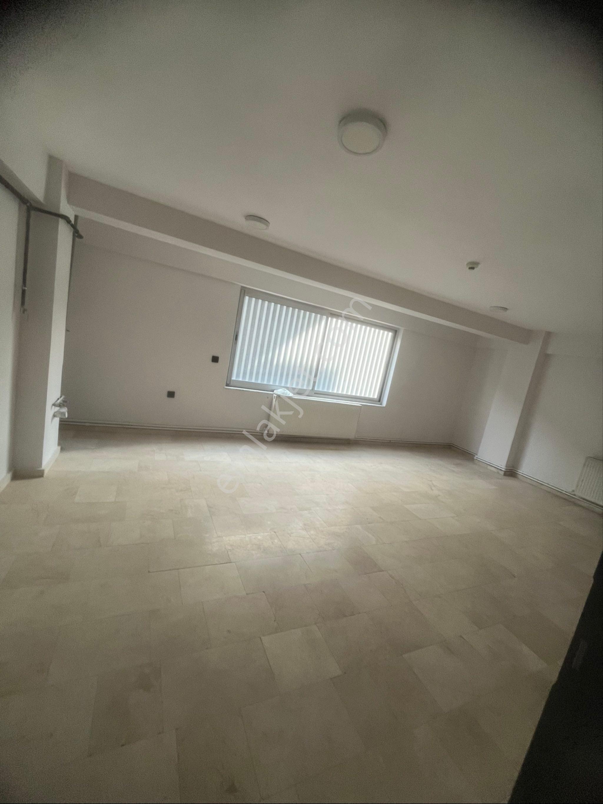 Denizli Merkezefendi Belediyesi Arkası Saltak Civarı 70m2 Asansörlü Satılık Büro Ofis - Görsel 3