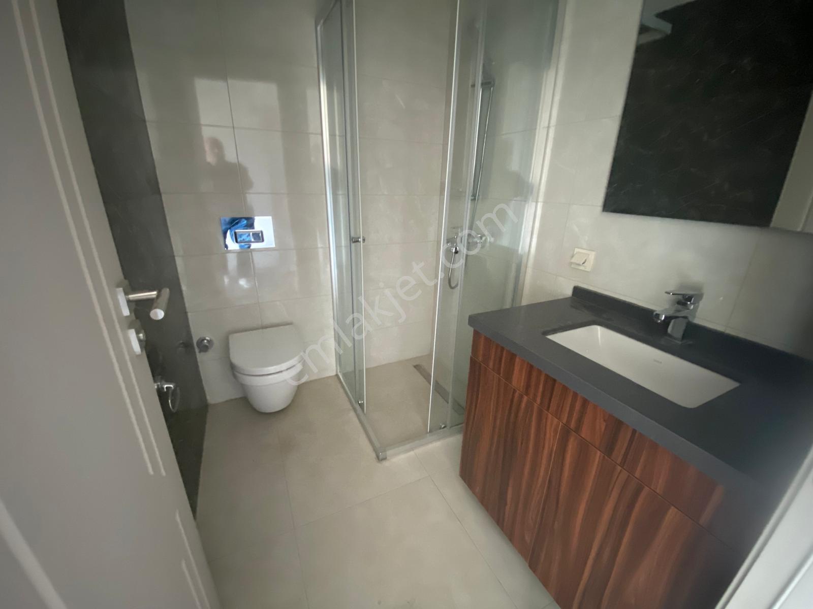 Bahçelievler Nef 'te 120 M² 18. Kat 2+1 Geniş Teraslı - Görsel 24