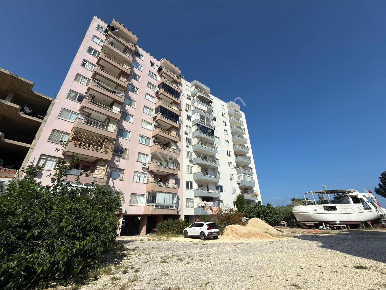 Erdemli Akdeniz Mahallesinde Denize Sıfır 3+1 Daire - Görsel 21