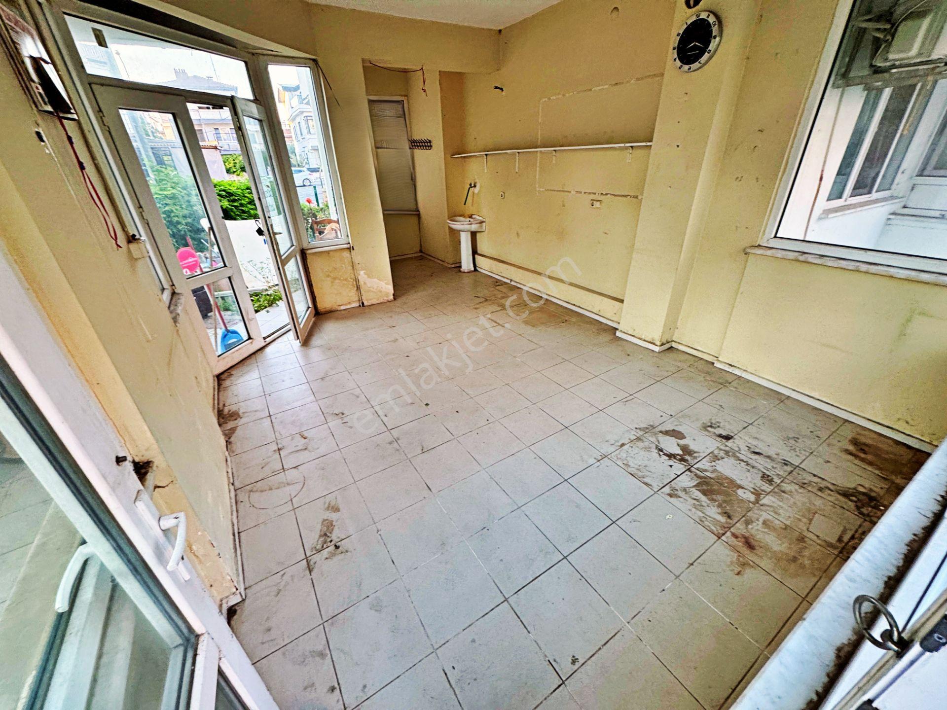 Akçay İkizçayda Gültaş Emlaktan Kiralık Denize Çok Yakın Köşe Dükkan - Görsel 32