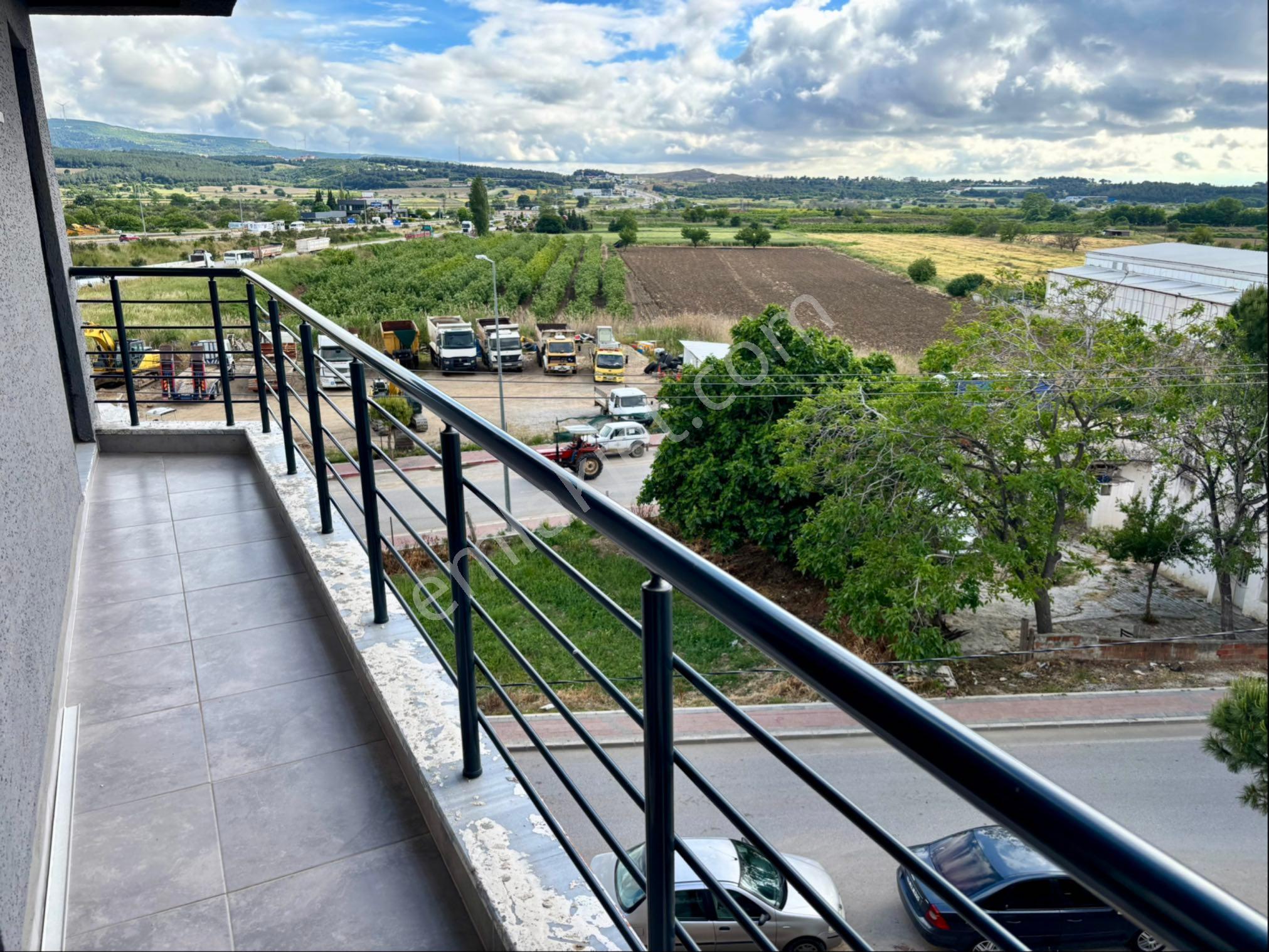 Çanakkale Merkez Kepezde Önü Açık Manzaralı Kiralık 1+1 - Görsel 12