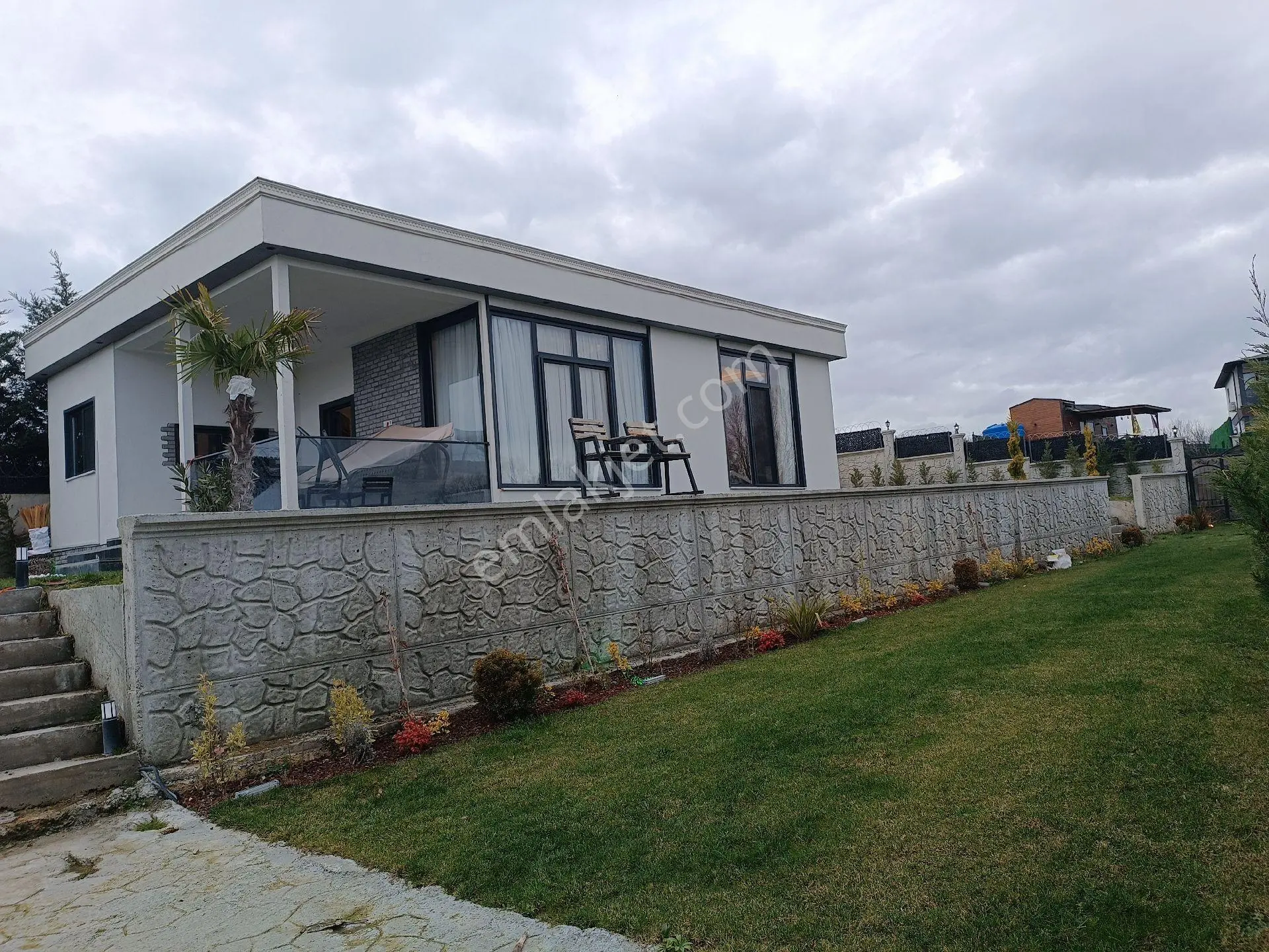 Çatalça İhsaniyede Köye Yakın 1 Dönüm İçinde Lüks Eşyalı Kiralık Yazlık - Görsel 4