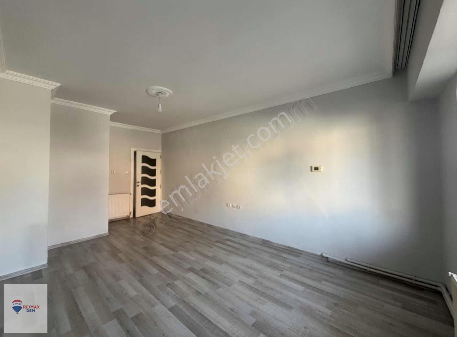 Remax Dem'den Arslanlı Mah.satılık 3+1geniş Daire - Görsel 6