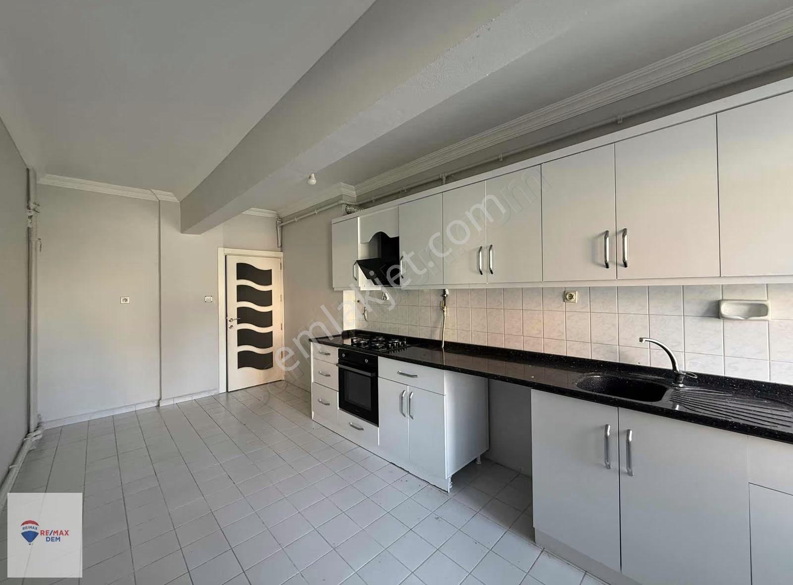 Remax Dem'den Arslanlı Mah.satılık 3+1geniş Daire - Görsel 19
