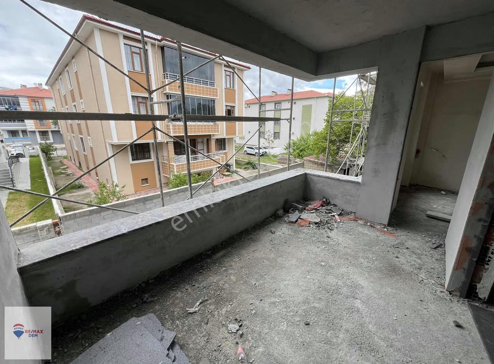 Remax Dem'den İnönü Mah. Ara Kat 3+1 Satılık 152 M2 Lüks Daire - Görsel 11